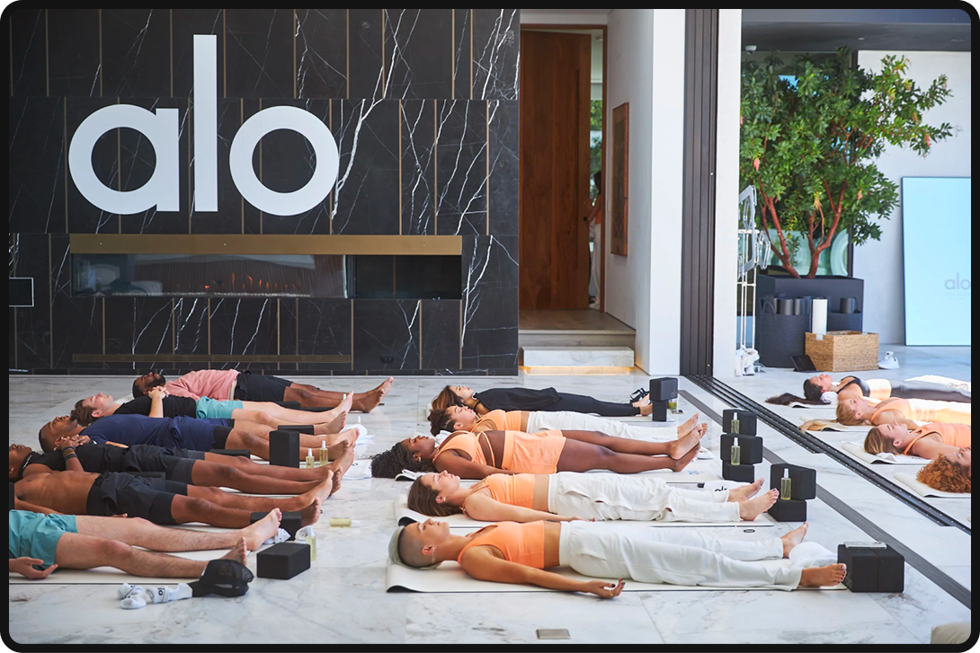 Alo Yoga using experiential marketing with yoga classes.